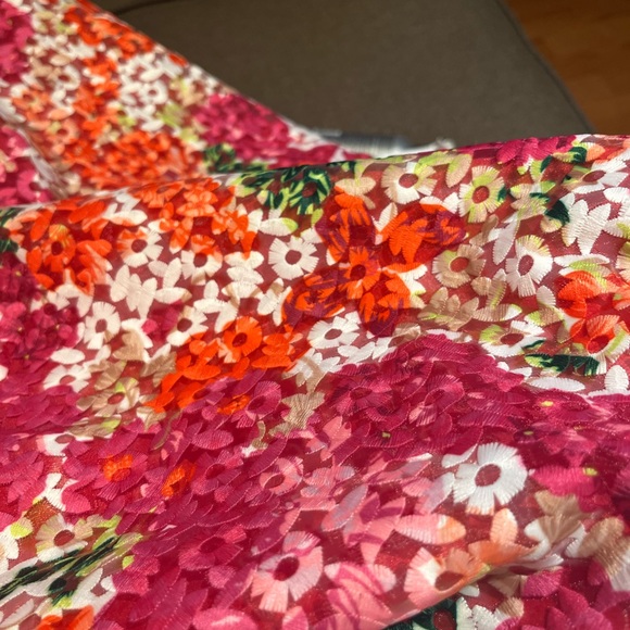 Monique LHUILLIER dress size 6 - Picture 4 of 5